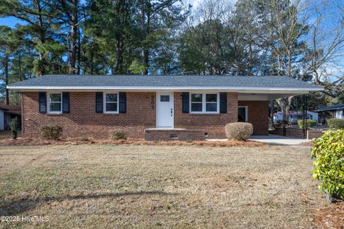 207 Jordan St, Warsaw, NC, 28398-1733 | Card Image