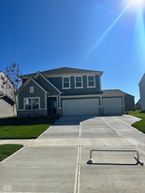 8560 Tripp Rd, Pendleton, IN, 46064-0406 | Card Image