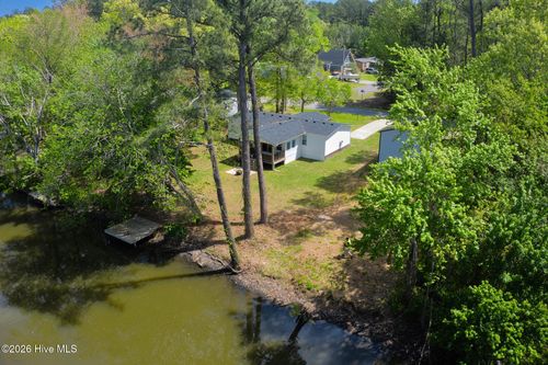 182 W Island Trl, Hertford, NC, 27944-9204 | Card Image