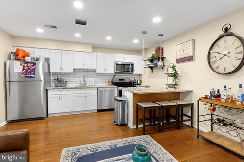 a-306 W Wildey St, PHILADELPHIA, PA, 19123-2225 | Card Image