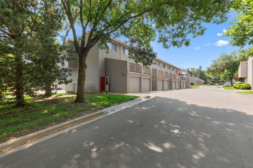 4100 Meadowlark Ln, Eagan, MN, 55122-1724 | Card Image