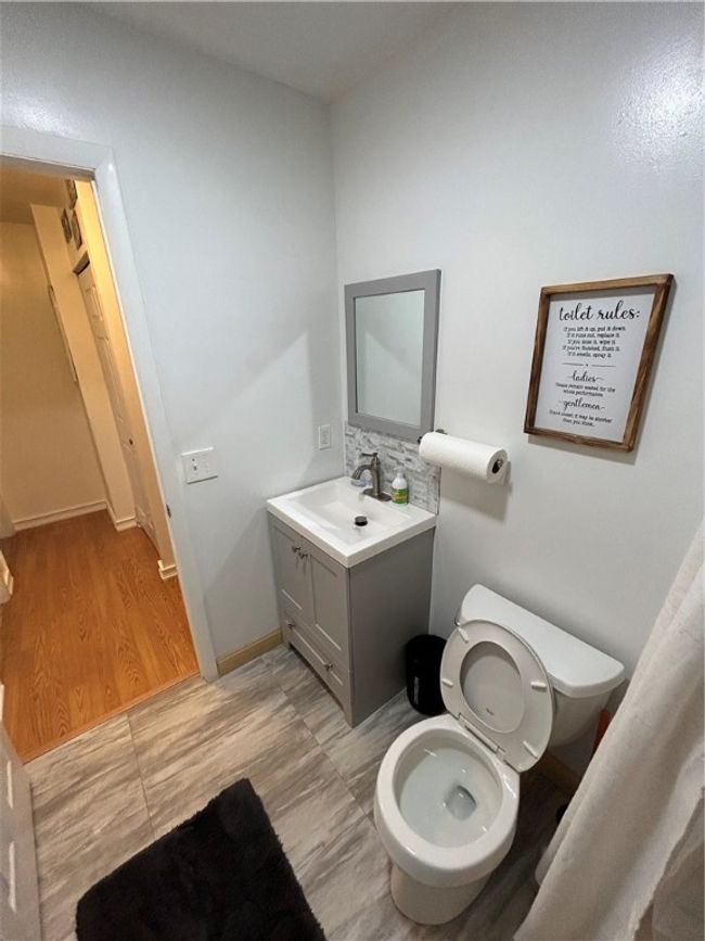 B - 19 Apache Dr, Condo with 2 bedrooms, 1 bathrooms and 2 parking in Westerly RI | Image 11