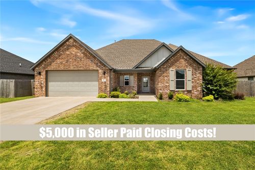1052 Morra Ave, Tontitown, AR, 72762-4563 | Card Image
