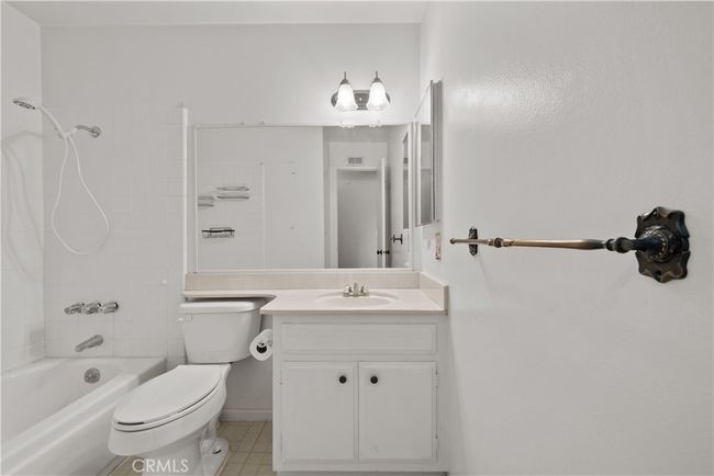 26111 Abdale St, House other with 4 bedrooms, 2 bathrooms and 2 parking in Newhall CA | Image 16