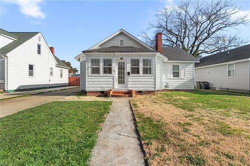 254 Pocahontas Pl, Hampton, VA, 23661-2930 | Card Image