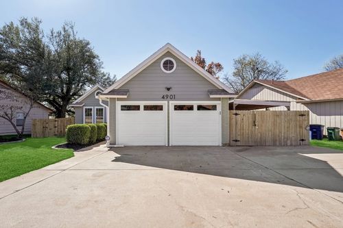 4901 Transit Cir, Austin, TX, 78727-5144 | Card Image