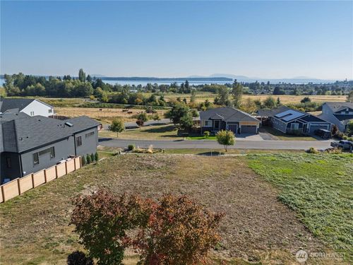 5422 Lasiandra Dr, Blaine, WA, 98230-5525 | Card Image