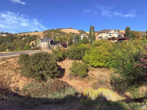 107-348 Hidden Lake Dr, Bountiful, UT, 84010-5985 | Card Image