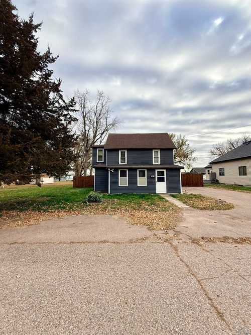 320 Webster St, Merrill, IA, 51038-7744 | Card Image