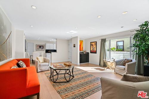 apt-2-1336 Princeton St, Santa Monica, CA, 90404-2420 | Card Image