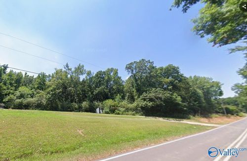 135 Holmes Rd, Falkville, AL, 35622-8005 | Card Image