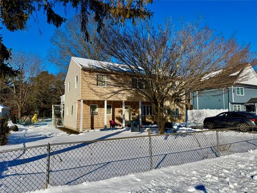 1644 N Gardiner Dr, Bay Shore, NY, 11706-1412 | Card Image