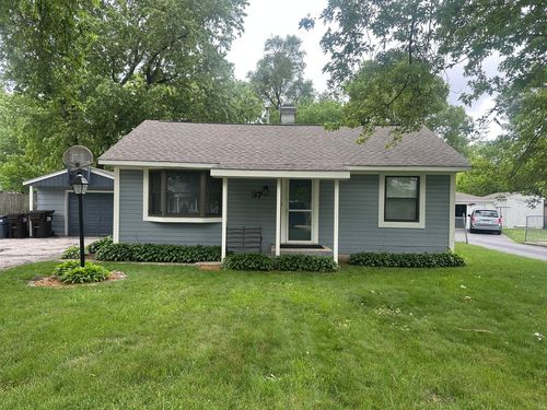 37 S Heather Dr, Crystal Lake, IL, 60014-5072 | Card Image