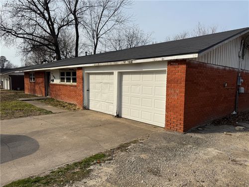 2192 Mcray Ave, Springdale, AR, 72762-4006 | Card Image