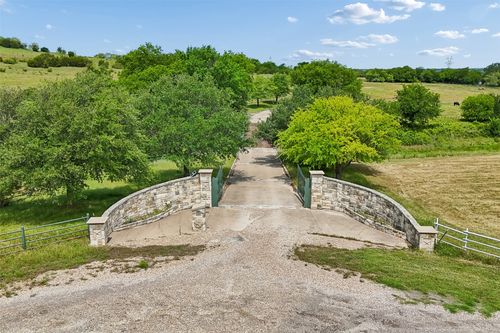 171 Treetop Dr, Fort Worth, TX, 76126-5587 | Card Image