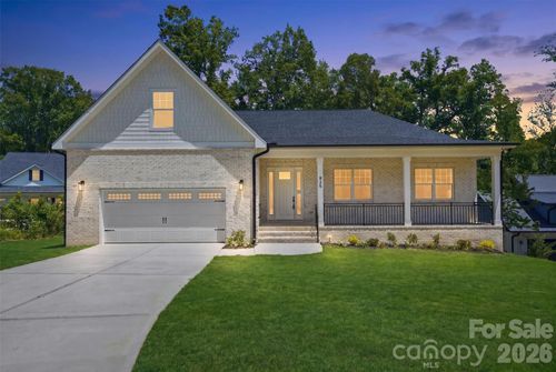 825 Breezewood Dr, Charlotte, NC, 28262-1458 | Card Image