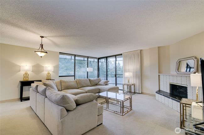 APT-701 - 1910 Evergreen Park Dr Sw, Condo with 2 bedrooms, 2 bathrooms and 1 parking in Olympia WA | Image 4