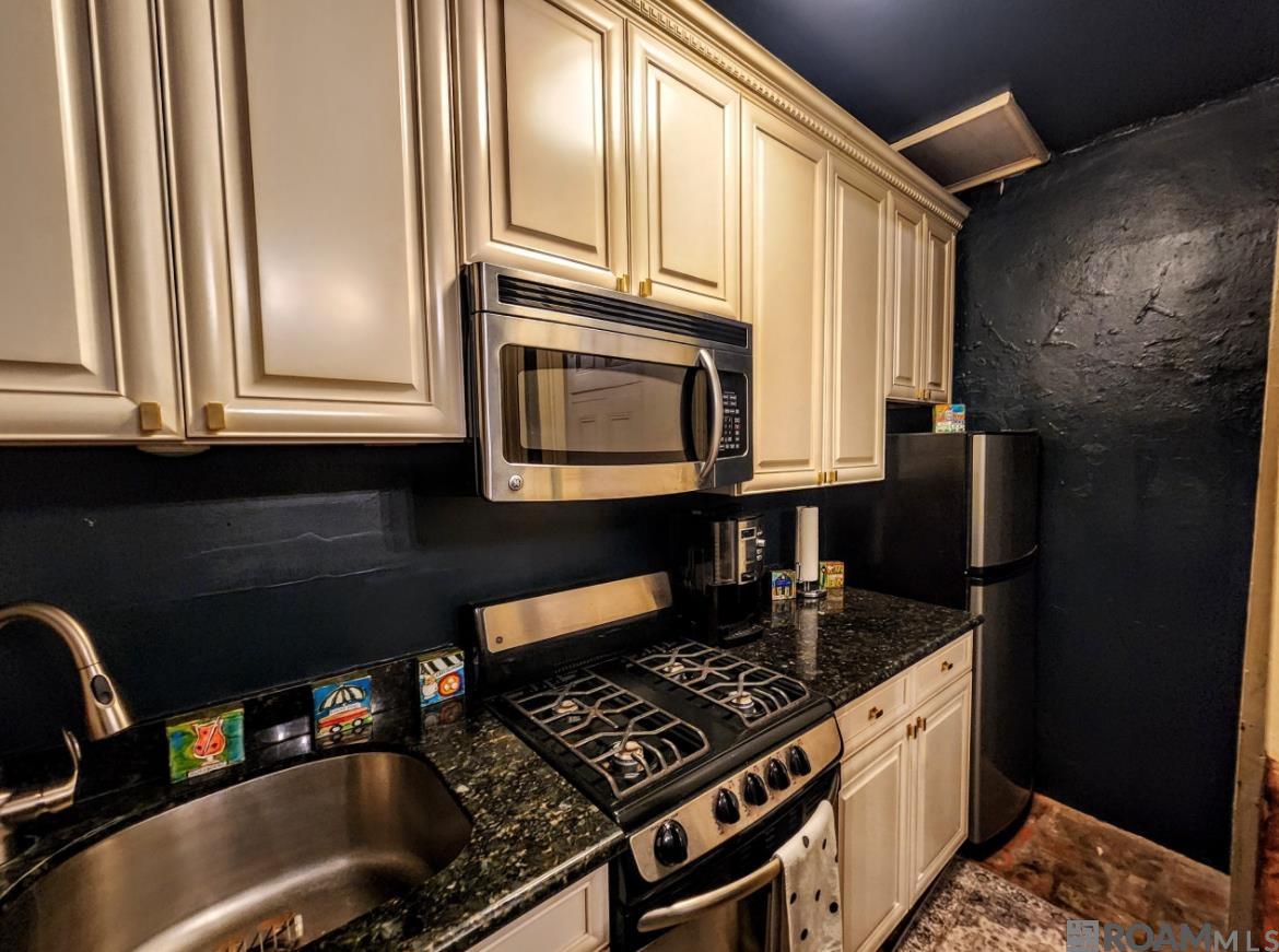 Residential in New Orleans 4