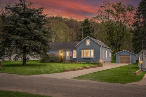 103 Oak St, Necedah, WI, 54646-8102 | Card Image