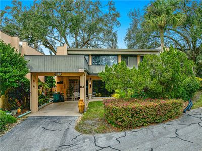 11A - 601 W Old Us Highway 441, Condo with 2 bedrooms, 2 bathrooms and null parking in MOUNT DORA FL | Image 1