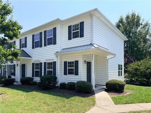 2025 Freeney Ave, Suffolk, VA, 23434-3227 | Card Image