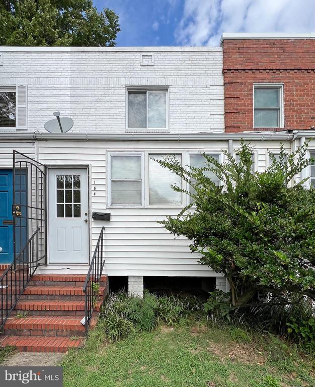Wesmond Dr, Alexandria, VA 22305