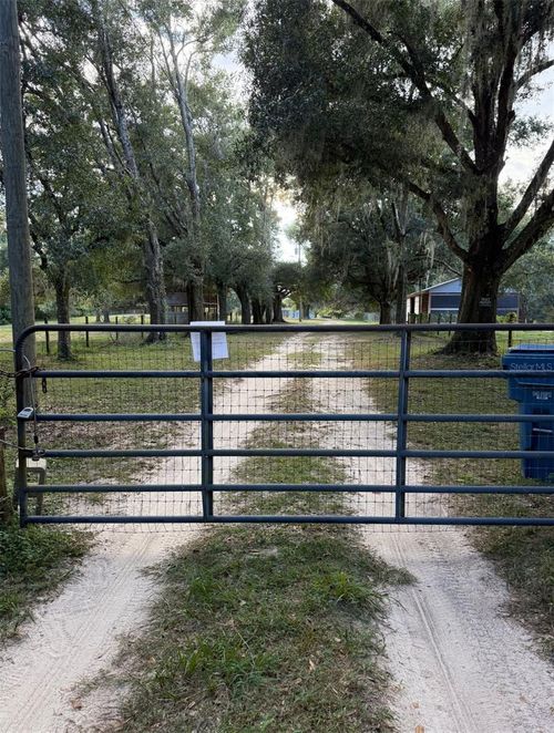 4375 Neff Lake Rd, BROOKSVILLE, FL, 34601-8013 | Card Image