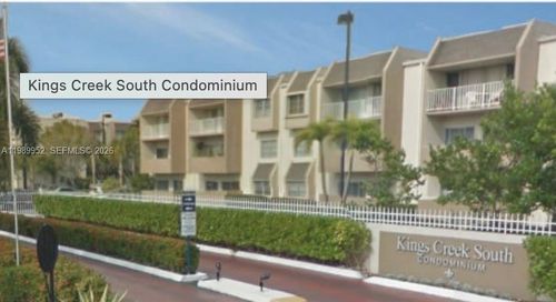 8121 Sw 82nd Ct, Miami, FL, 33143-6614 | Card Image