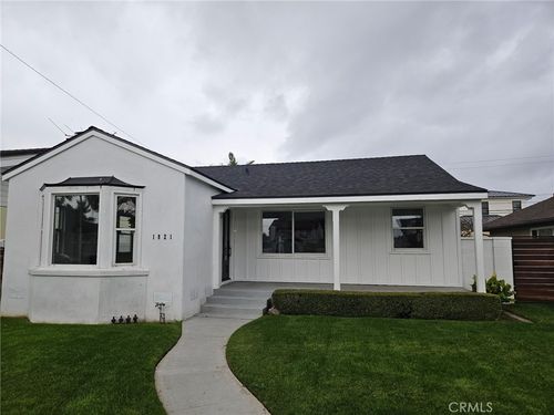 1821 Lake St, Huntington Beach, CA, 92648 | Card Image