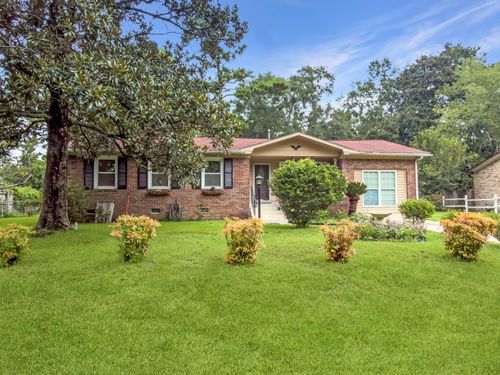 103 Wren Ct, Summerville, SC, 29485-7052 | Card Image
