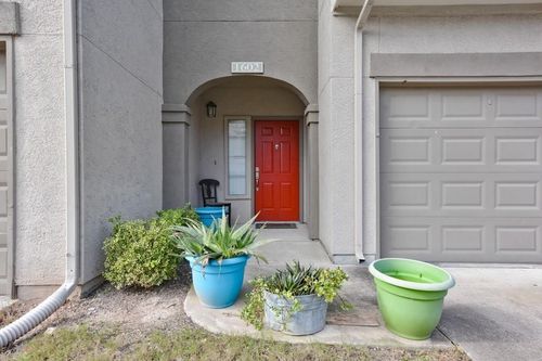 1602-11203 Ranch Road 2222, Austin, TX, 78730-1025 | Card Image
