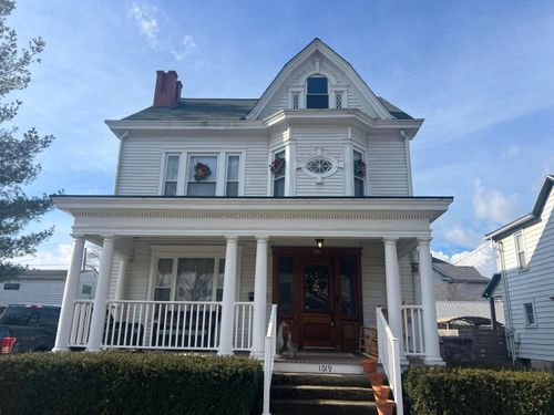 1019 N Columbus St, Lancaster, OH, 43130-1736 | Card Image