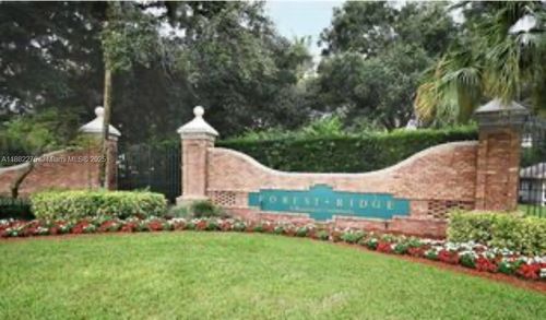2957 Myrtle Oak Cir, Davie, FL, 33328-6739 | Card Image