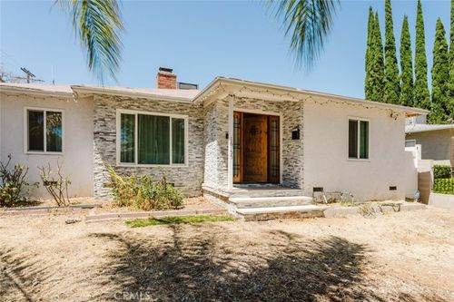 16155 Hamlin Street, Van Nuys, CA, 91406 | Card Image