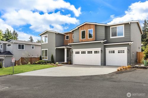 21613 Poplar Way, Brier, WA, 98036-8132 | Card Image