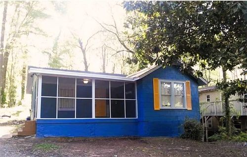 403 Holly St Nw, Atlanta, GA, 30318-8141 | Card Image