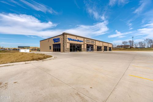 4-105 Mcdougall Drive N, Lincoln, ND, 58504 | Card Image