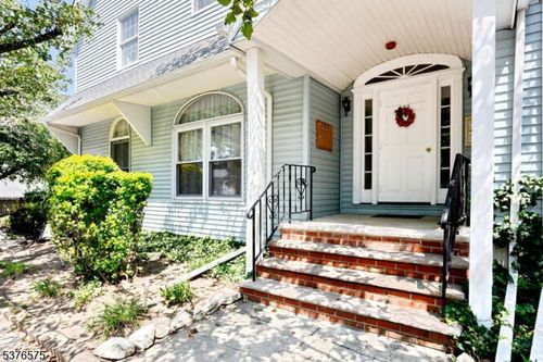133 Center St, New Milford, NJ, 07646-2653 | Card Image