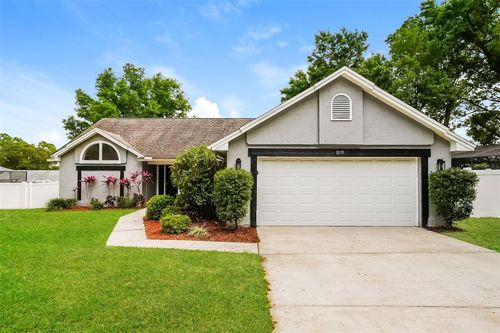 1019 Ridgefield Dr, Valrico, FL, 33594-6631 | Card Image