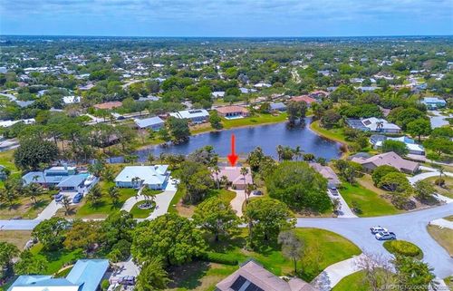 3074 Ne Loquat Ln, Jensen Beach, FL, 34957-5086 | Card Image