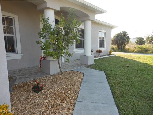 437 Picturesque, Lehigh Acres, FL, 33974-2805 | Card Image
