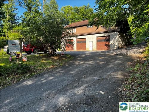 2936 Mountain Rd, Saylorsburg, PA, 18353-7791 | Card Image