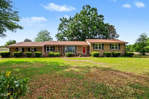 875 Wynn Rd, Clinton, NC, 28328-5773 | Card Image