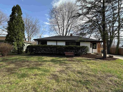 5009 E Buckeye Rd, Madison, WI, 53716-2301 | Card Image