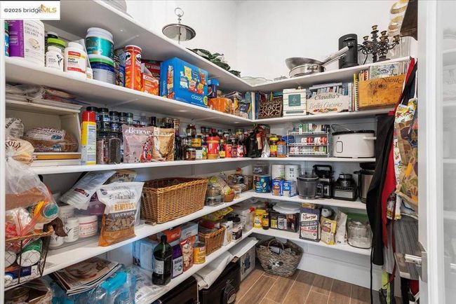 2939 Valencia St, House other with 4 bedrooms, 3 bathrooms and 2 parking in Lodi CA | Image 29