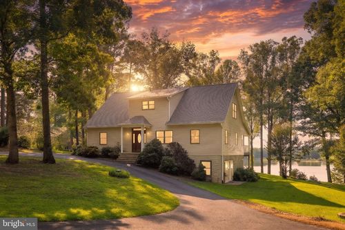 214 Scotch Pine Dr, MINERAL, VA, 23117-4908 | Card Image