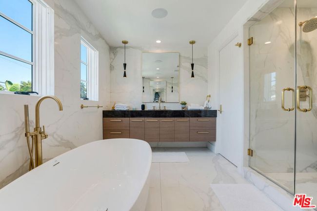 6721 Drexel Ave, House other with 4 bedrooms, 6 bathrooms and 2 parking in LOS ANGELES CA | Image 22