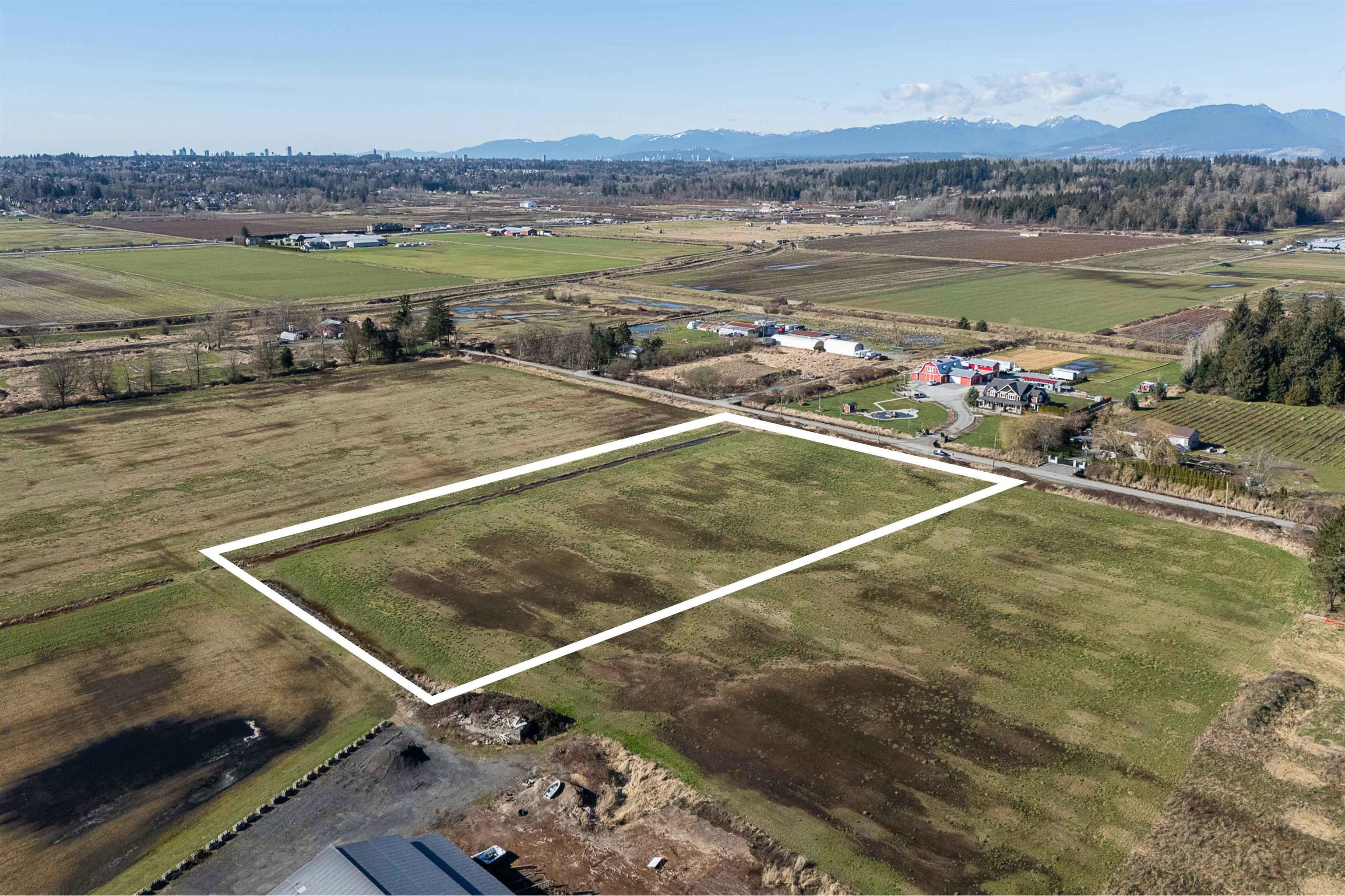 Land in Surrey 4
