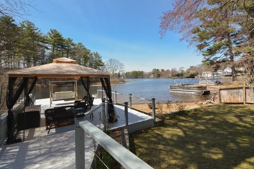 59 Lakeview Ave, Mansfield, MA, 02048-1003 | Card Image