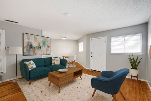 apt-215-2122 Hancock Dr, Austin, TX, 78756-2504 | Card Image